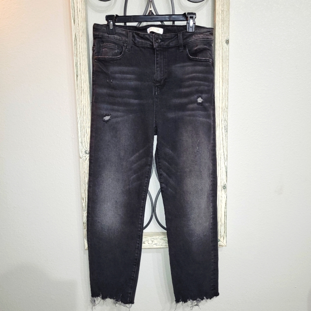 ARIYA jeans - Picture 1 of 4